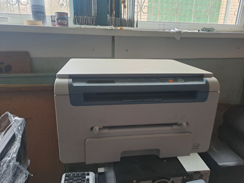 МФУ Samsung ЅСХ-4220 