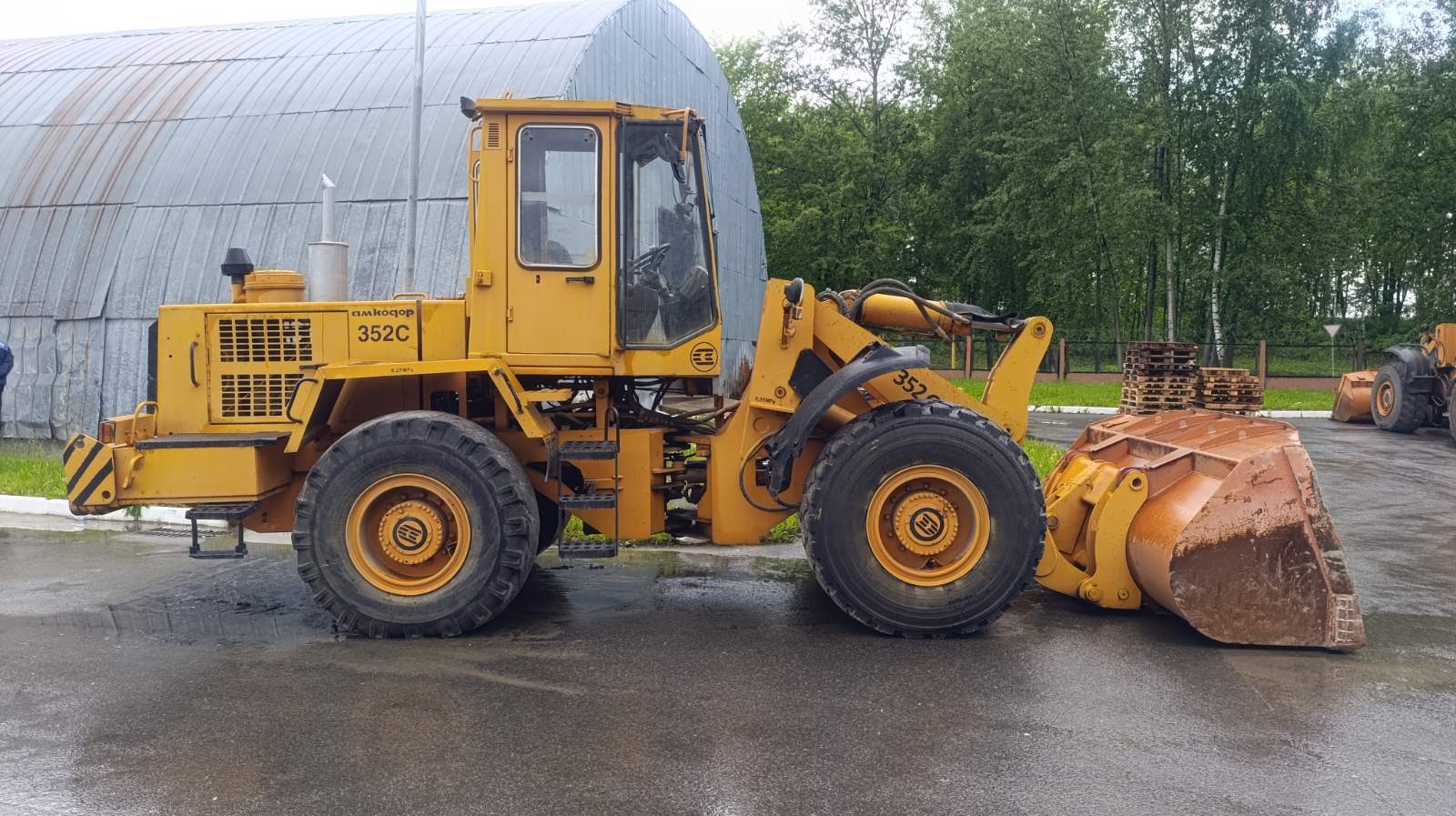 Амкодор 352С