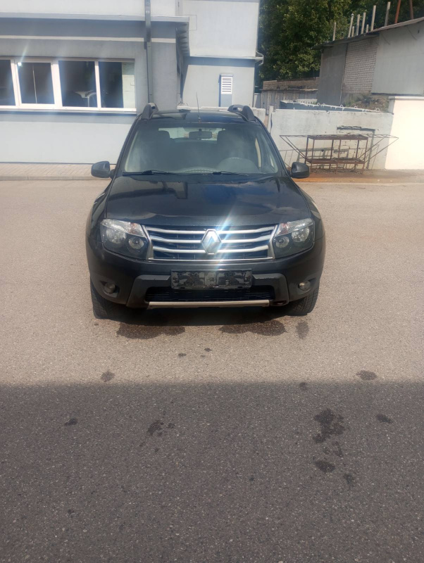 RENAULT DUSTER