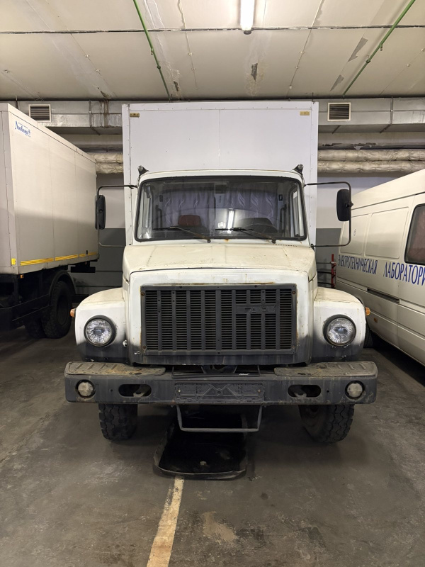 GAZ-3307