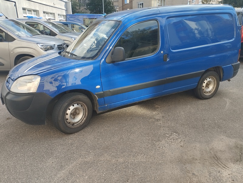 PEUGEOT PARTNER