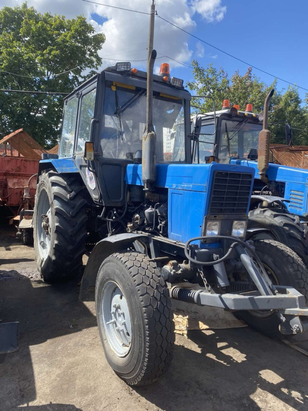 Машина подметально-уборочная МПУУ-1 