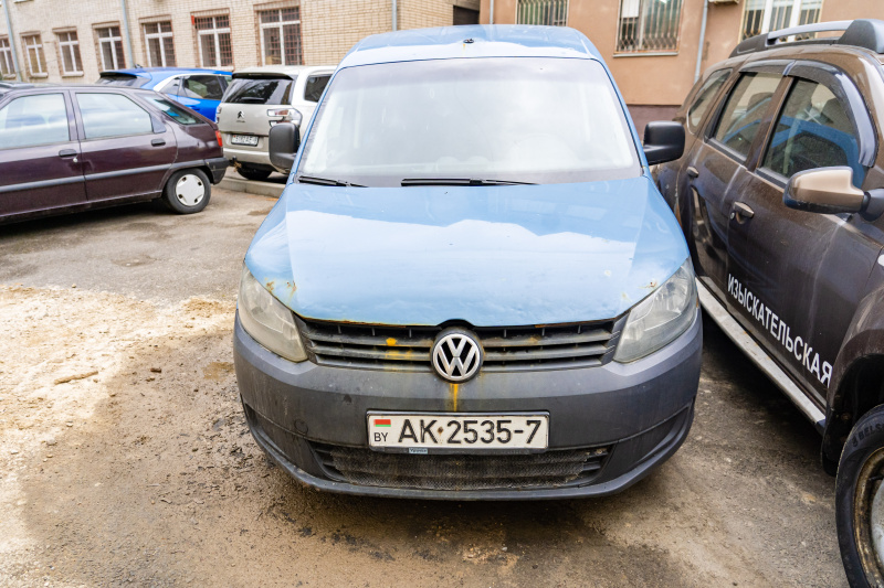 VOLKSWAGEN CADDY