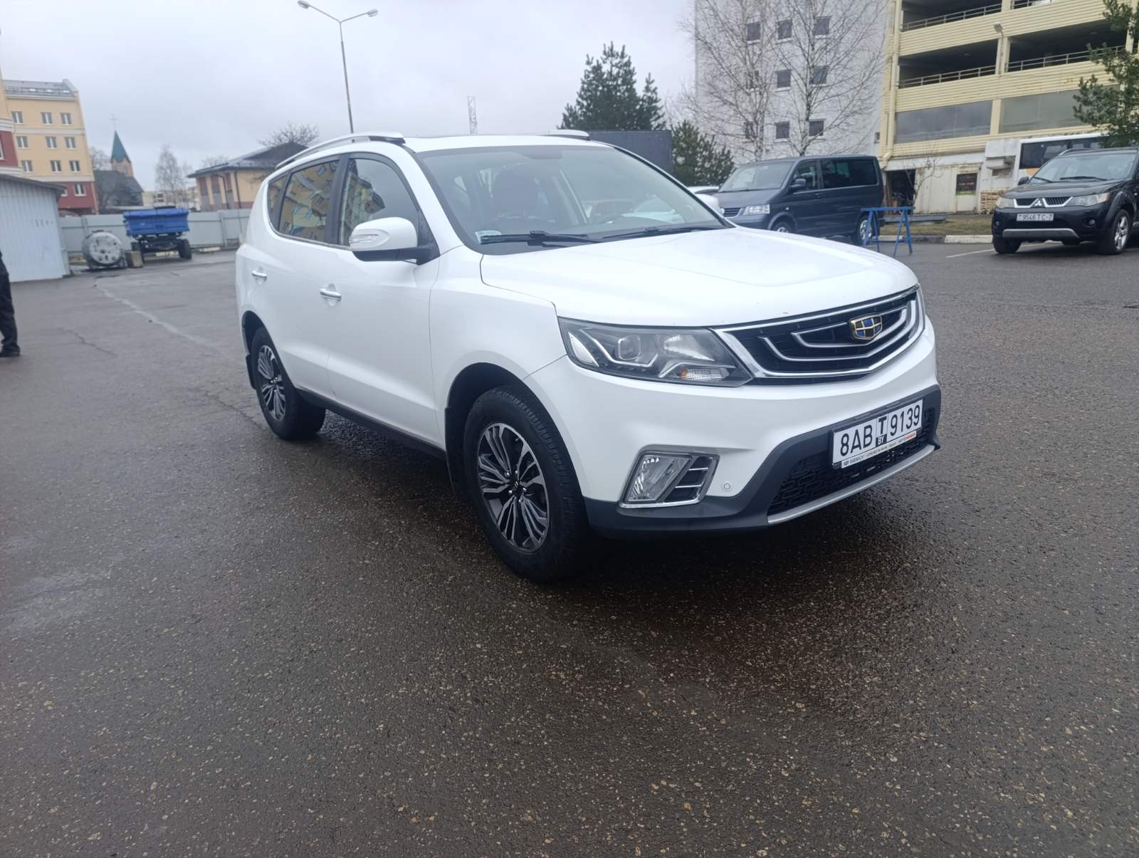 GEELY EMGRAND X7