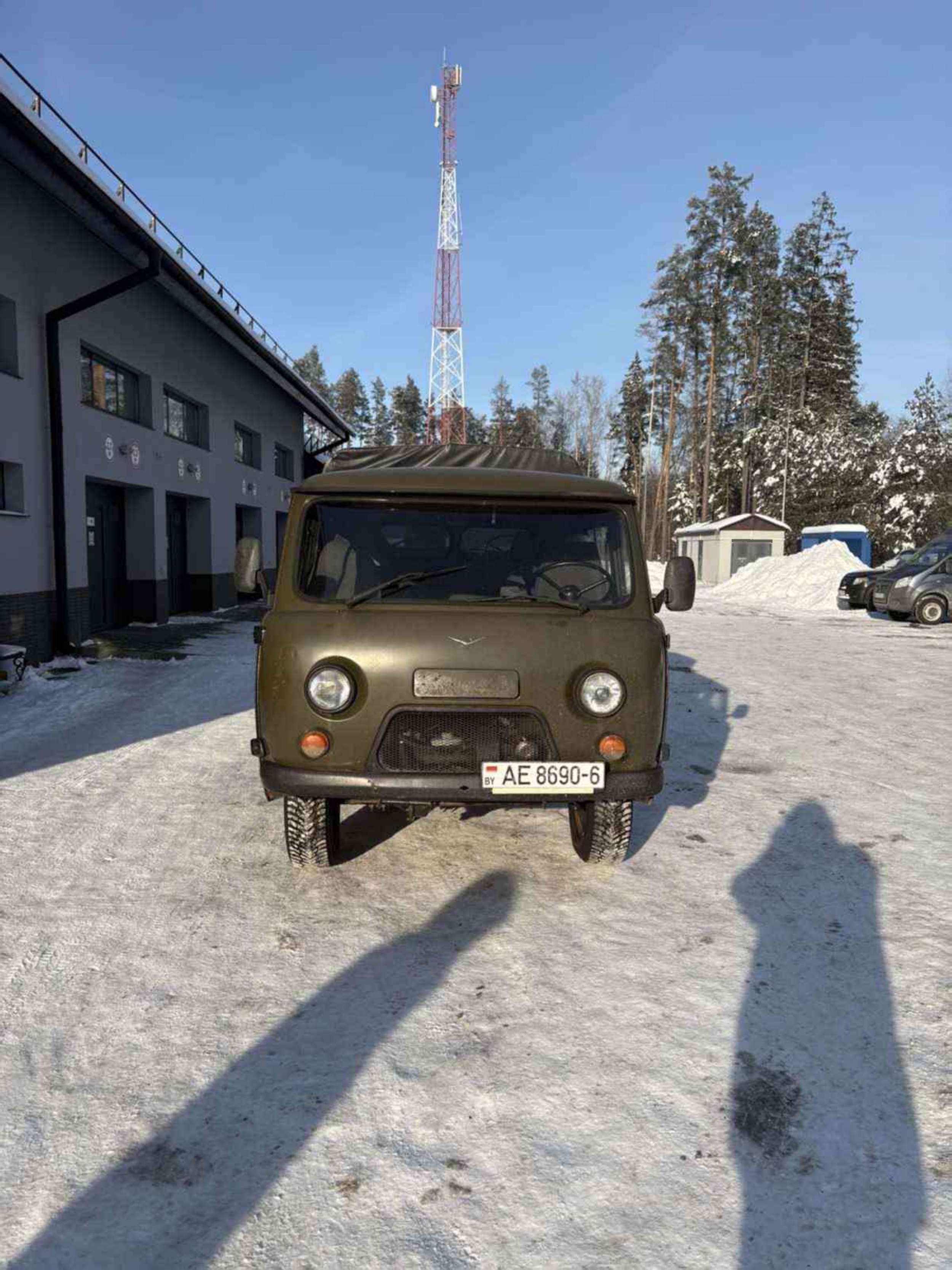 UAZ 390945