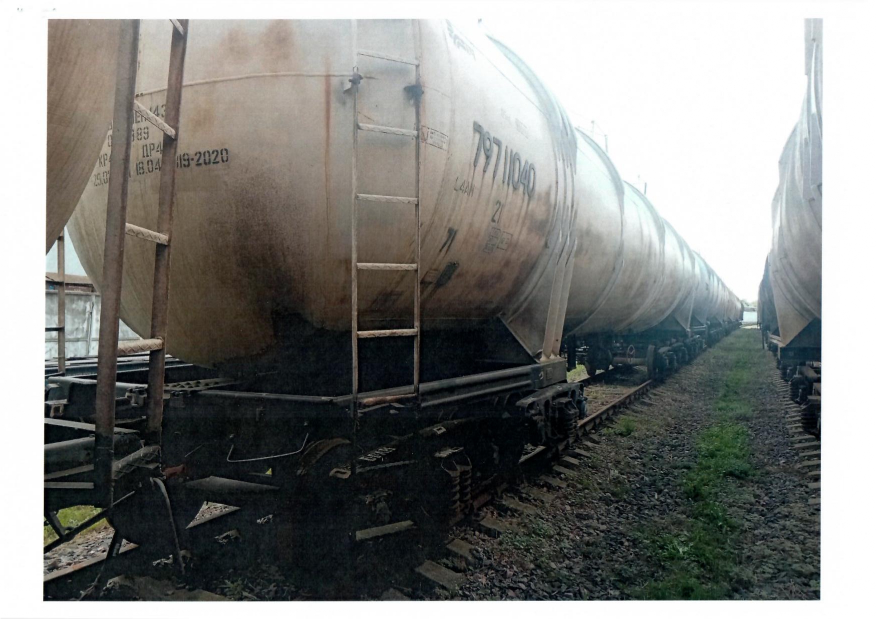 Цистерна № 79711040