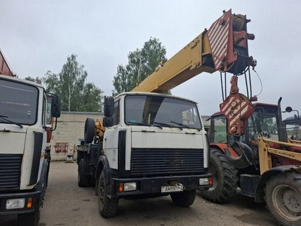 Грузовой специальный автокран MAZ 5337-KS 35715
