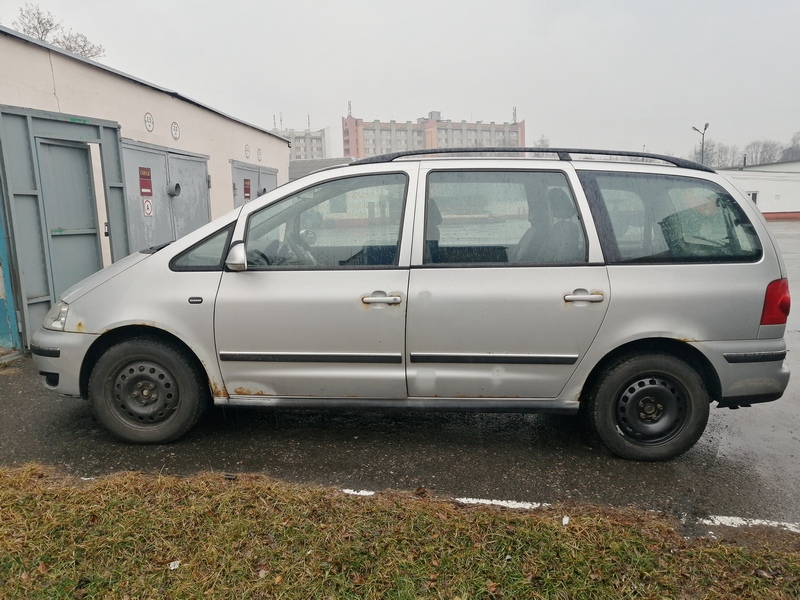 VOLKSVAGEN SHARAN 