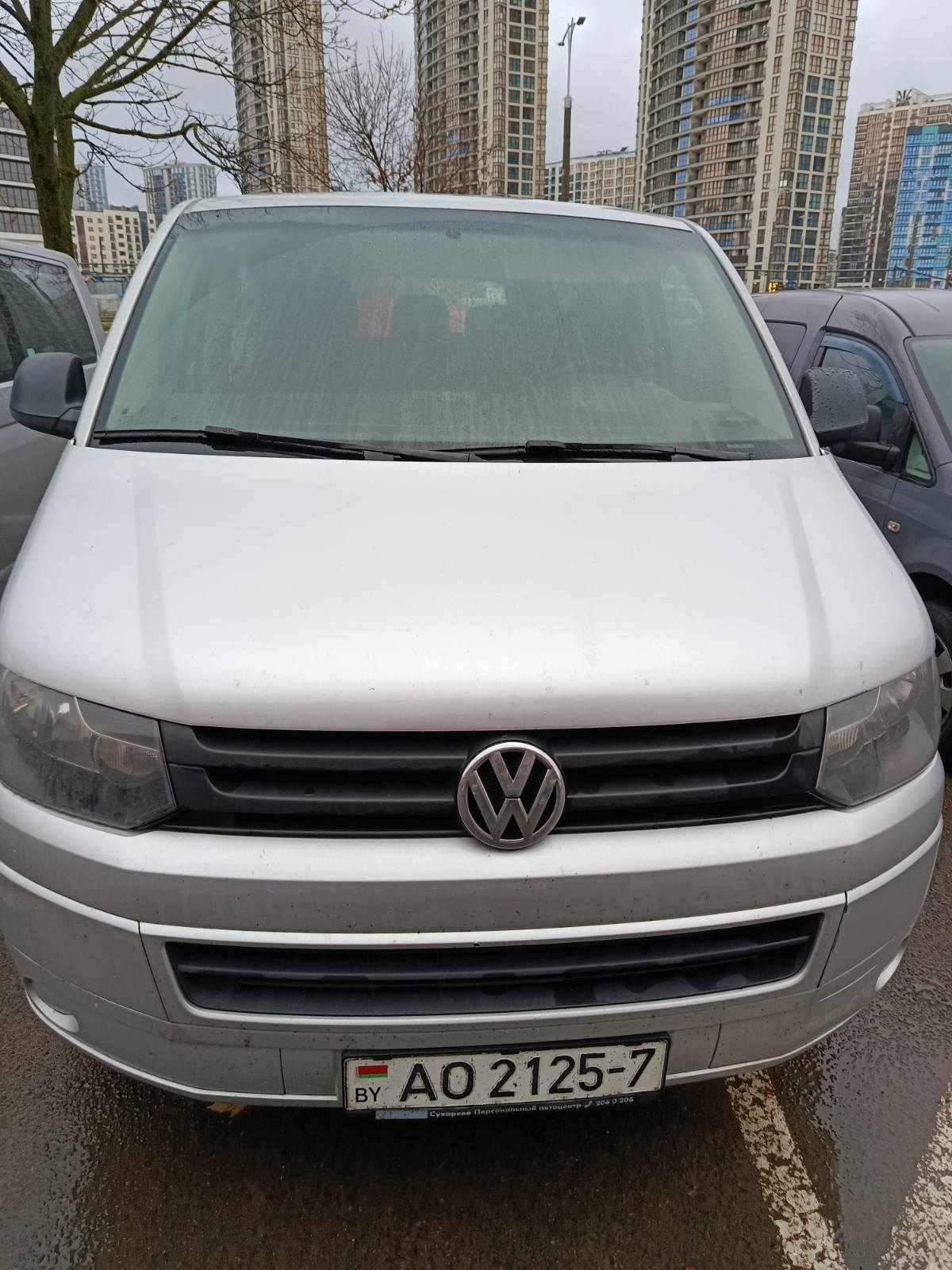 VOLKSWAGEN CARAVELLE