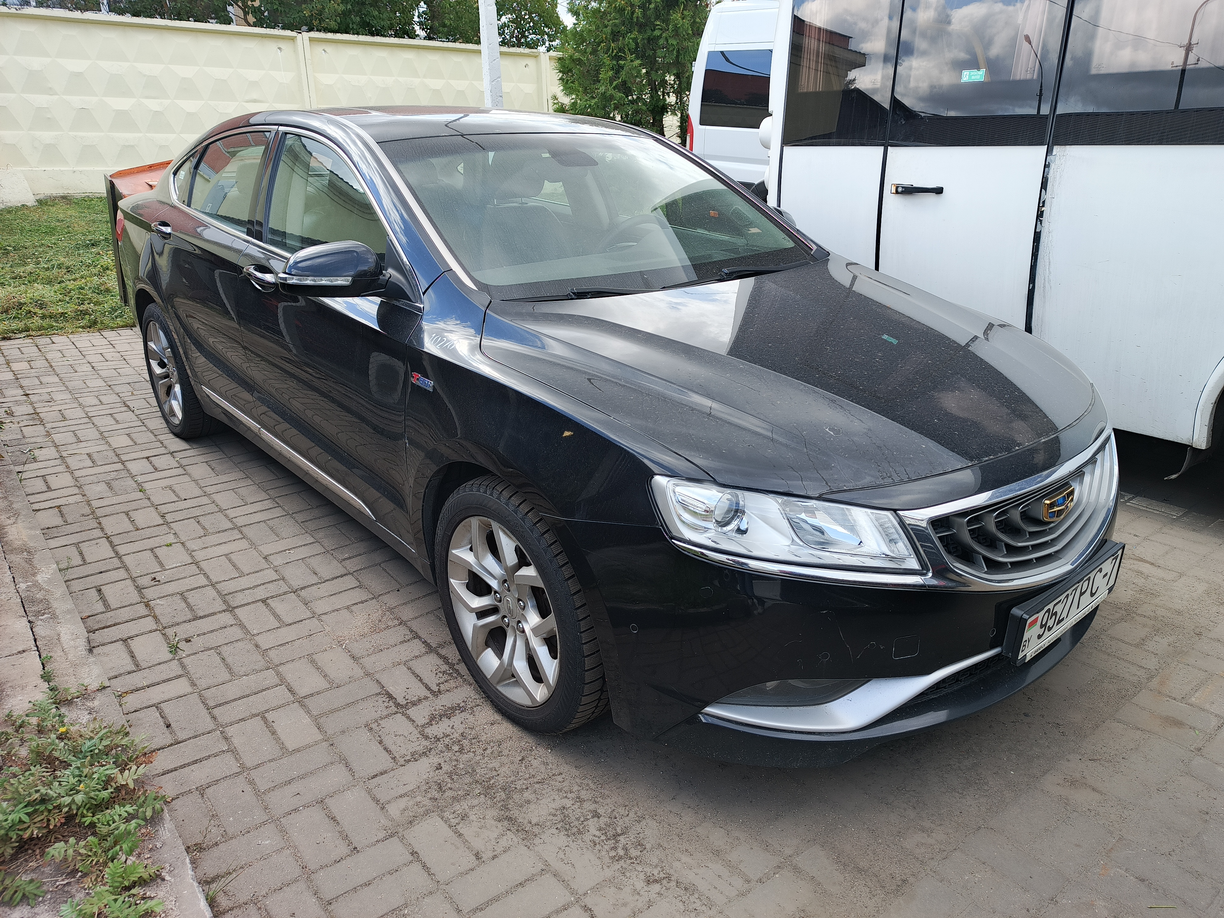 GEELY EMGRAND GT