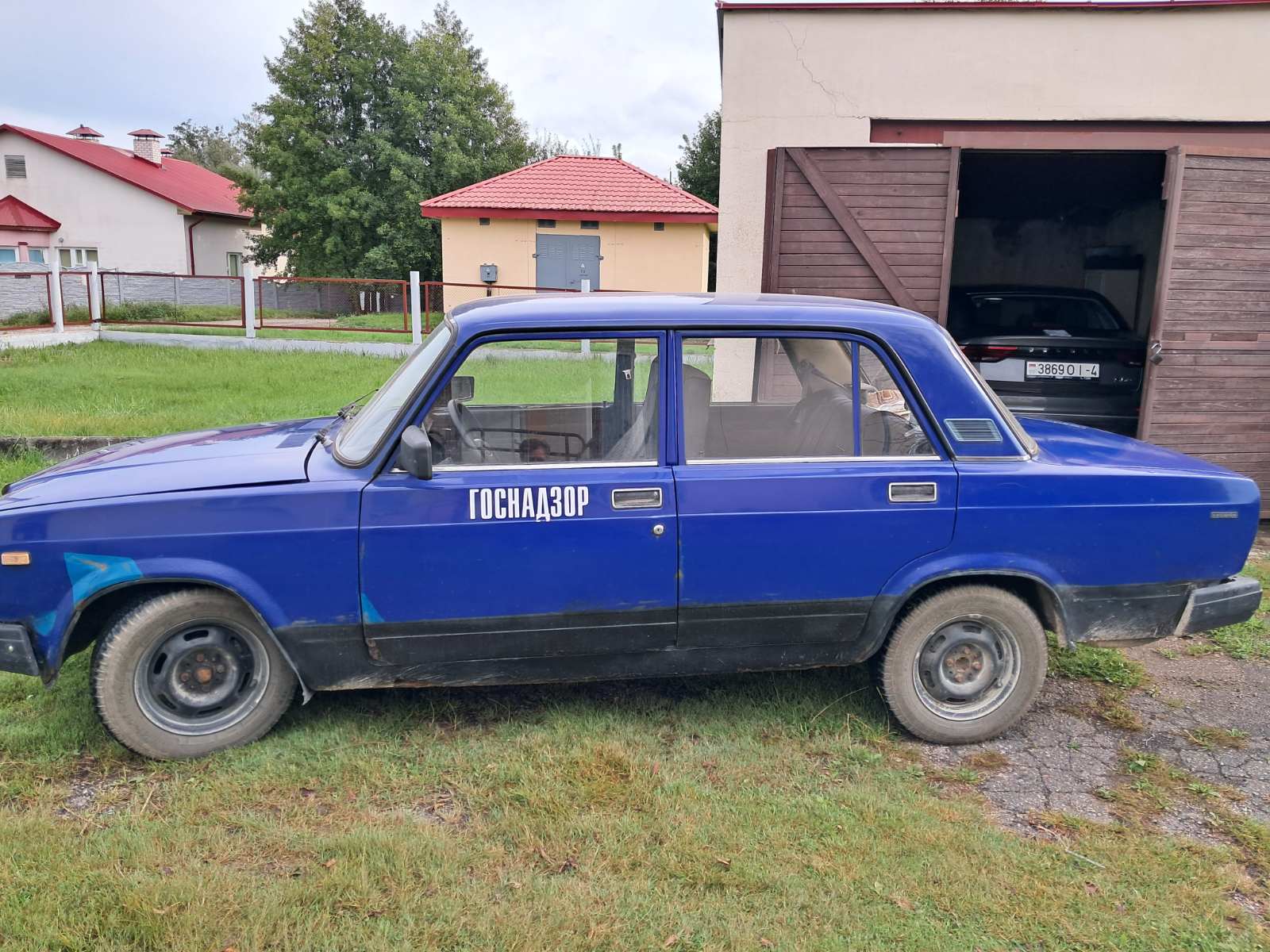 VAZ-2107